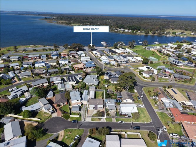 2 Waverley Court, Paynesville