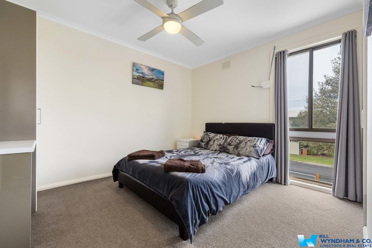 2 Waverley Court, Paynesville