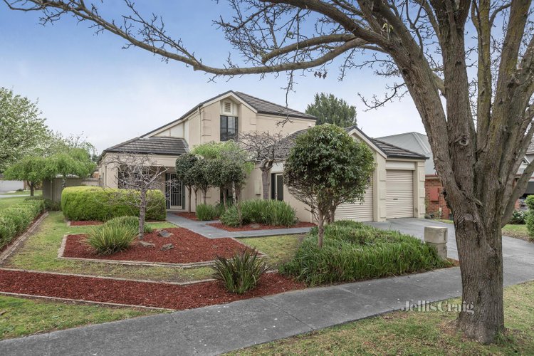 2 Whitehall Terrace Ferntree Gully 3156