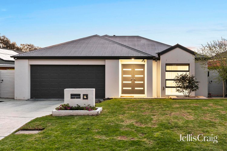 2 Whitsunday Court Mount Martha 3934