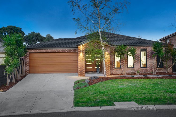 2 Wickham Place St Helena 3088