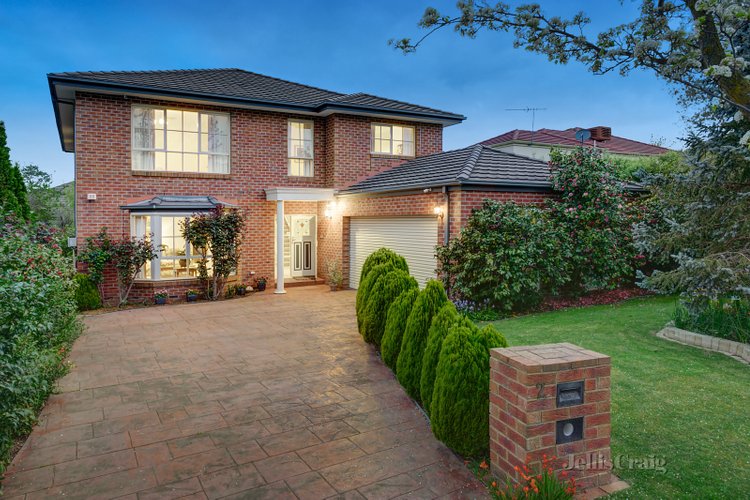 2 Woodhall Wynd Donvale 3111