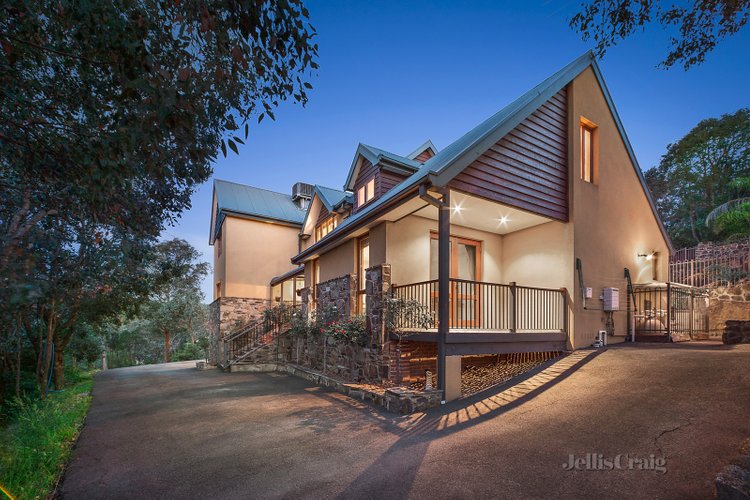 20 Blooms Road North Warrandyte 3113