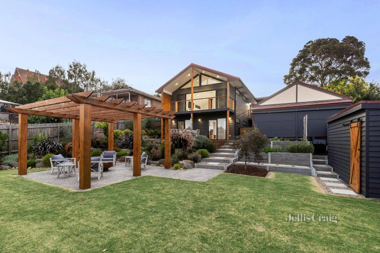 20 Crown Point Ridge Chirnside Park 3116