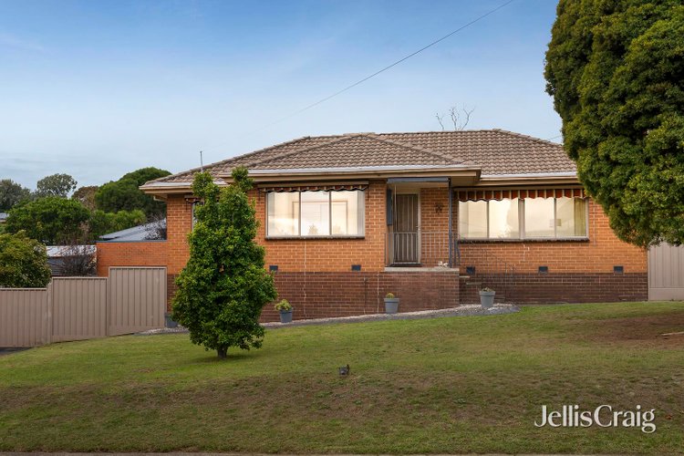20 Numeralla Street Mooroolbark 3138
