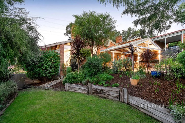 20 Onkara Court Eltham 3095