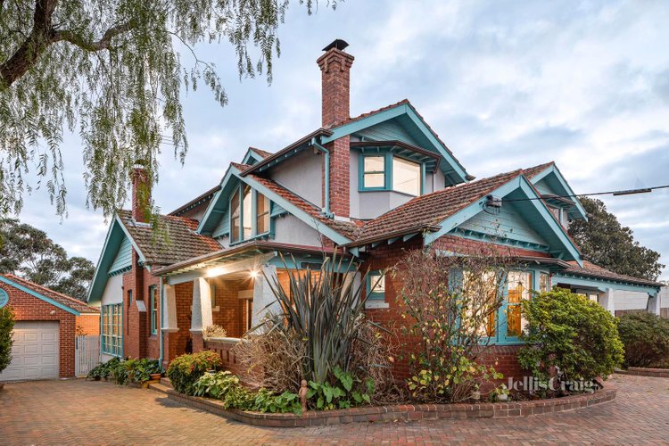 20 Rockbeare Grove Ivanhoe 3079