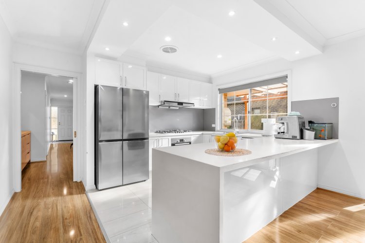 20 Swayfield Road Mount Waverley 3149