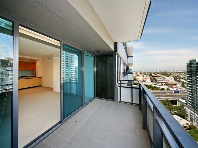 2003 80 Clarendon Street Southbank 3006
