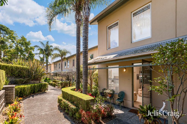 201 Wiltshire Drive Kew 3101
