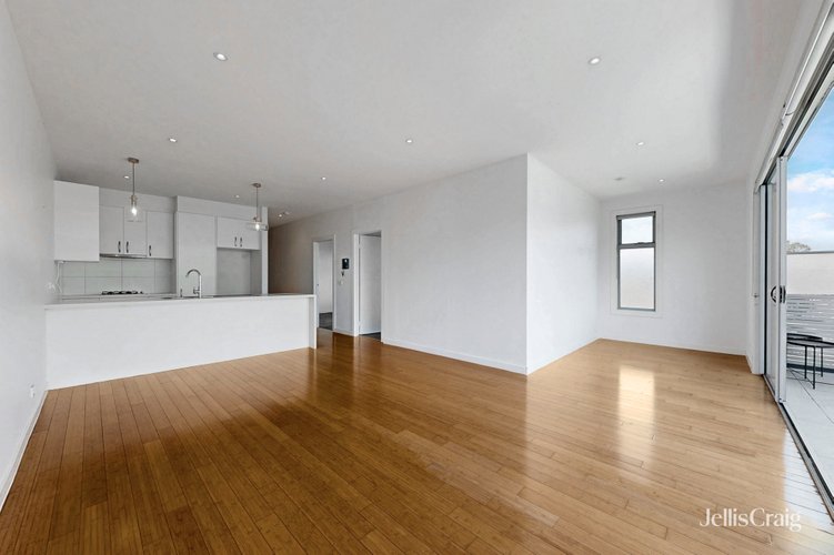 201/135 Lower Dandenong Road Mentone 3194