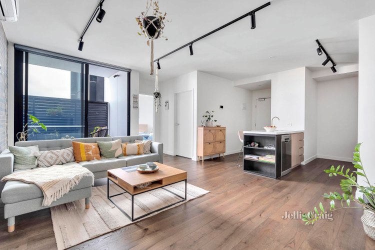 201 18 Lobb Street Brunswick 3056