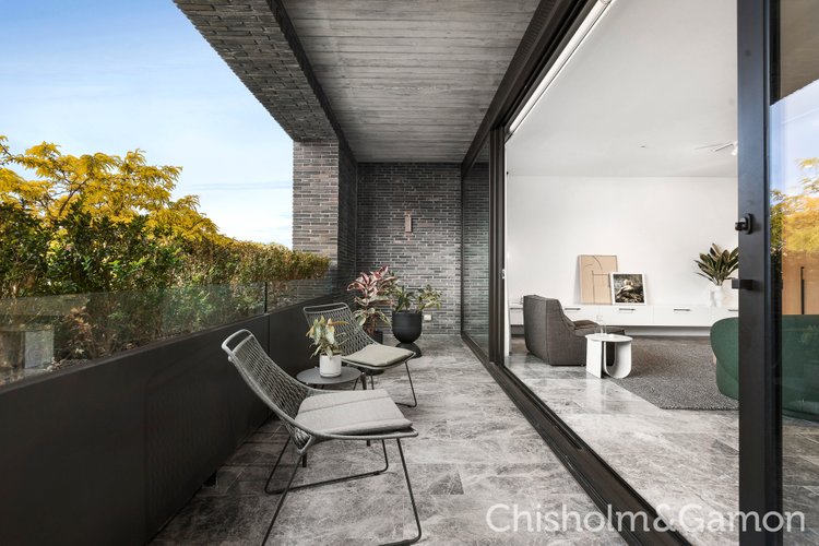 201 2 Pine Avenue Elwood 3184