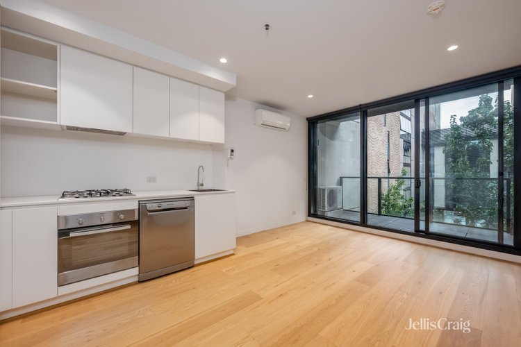 201/31 Napoleon Street Collingwood 3066