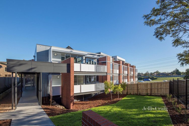 201 32 Adrian Street Chadstone 3148