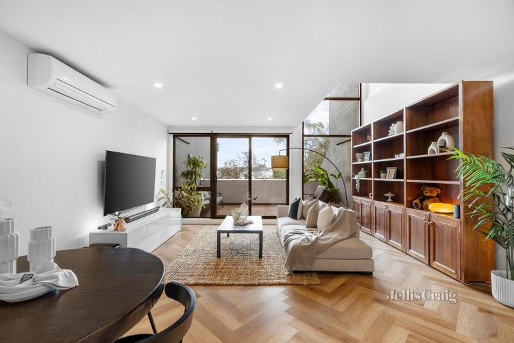201 416-420 Ferntree Gully Road Notting Hill 3168