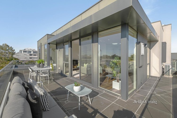 201 650 Centre Road Bentleigh East 3165