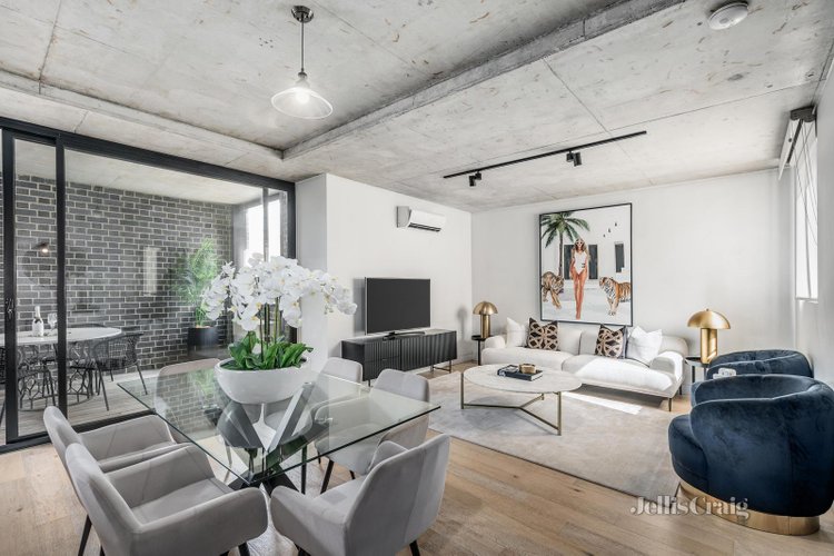 201 729 Burwood Road Hawthorn East 3123