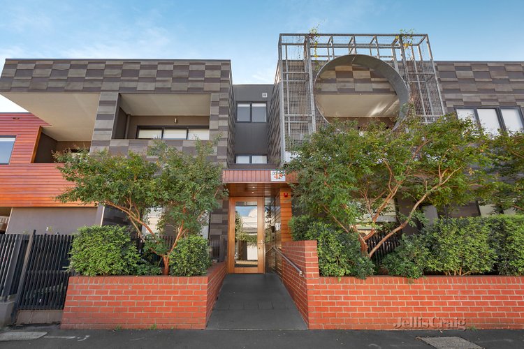 202/45 York Street Richmond 3121