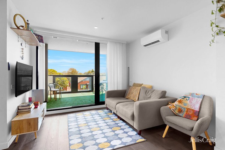 202/50 Kambrook Road Caulfield North 3161