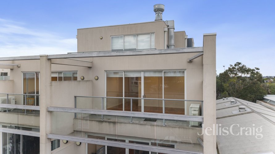 202/633-635 Centre Road Bentleigh East 3165