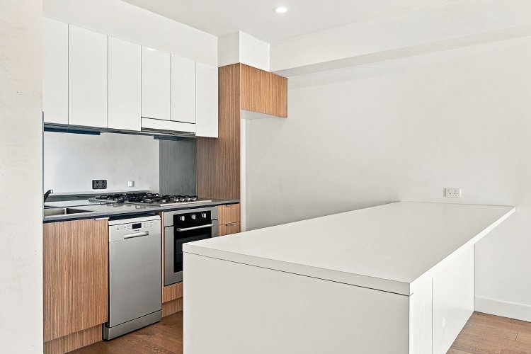 202/77-79 Poath Road Murrumbeena 3163