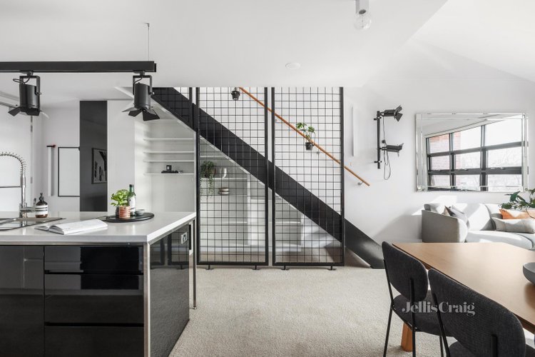 203 1 Barnet Way Richmond 3121