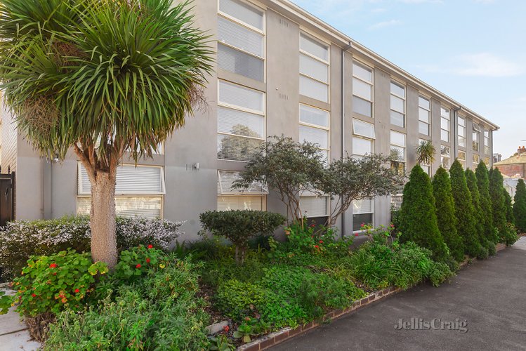 20/34 Neill Street Carlton 3053