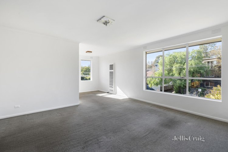 20 46 Elphin Grove Hawthorn 3122
