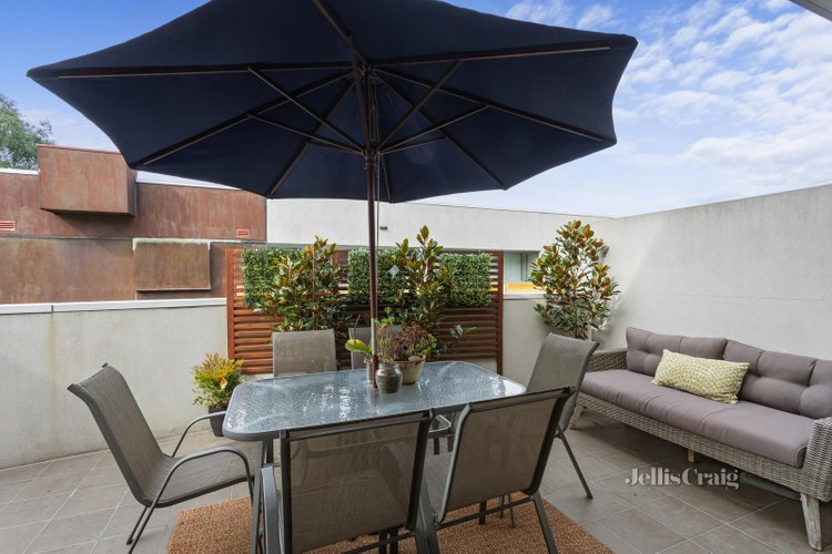 204 65 Stawell Street Richmond 3121