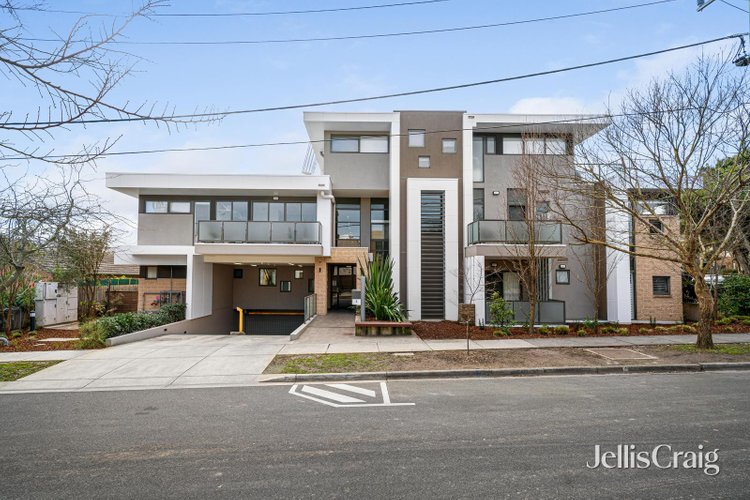 20 51 Talford Street Doncaster East 3109