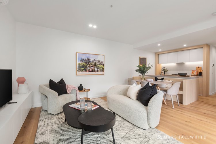 205/22 Pakington Street