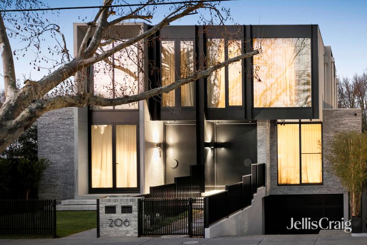 206 Tennyson Street Elwood 3184