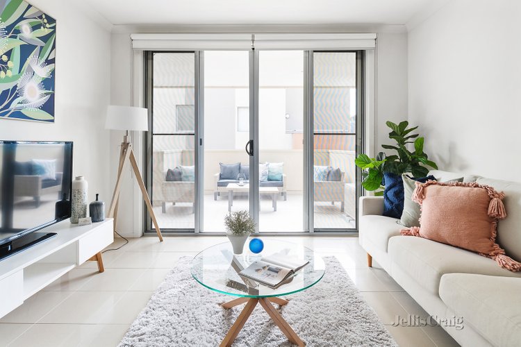 206/5 Wardens Walk Coburg 3058