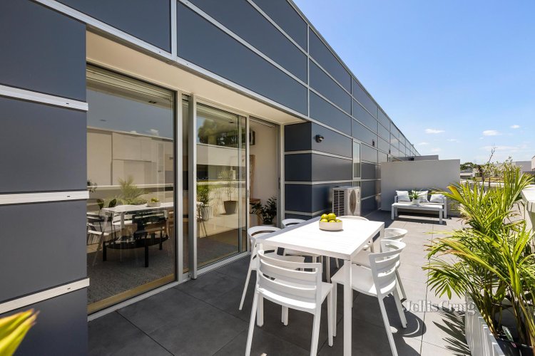 206 65 Stawell Street Richmond 3121