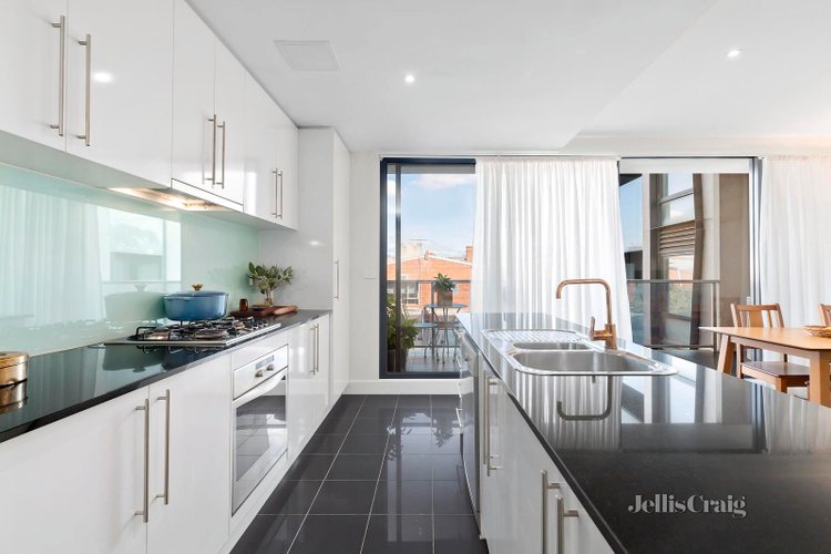 207 2A Montrose Place Hawthorn East 3123