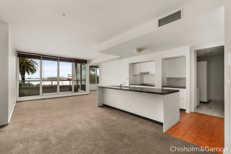 207/65 Beach Street Port Melbourne 3207