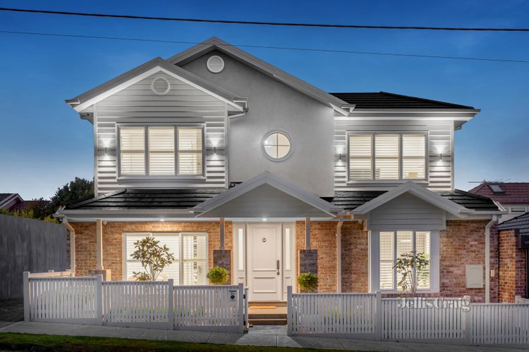 20C Levien Street Essendon 3040