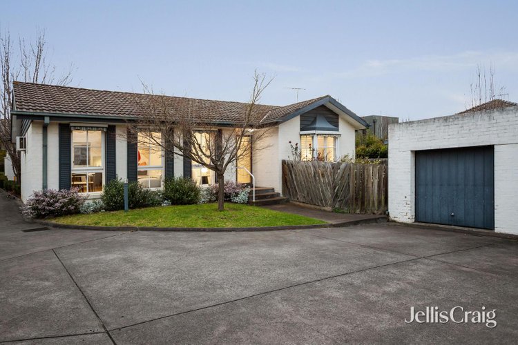 2 1-3 Friend Street Mont Albert North 3129