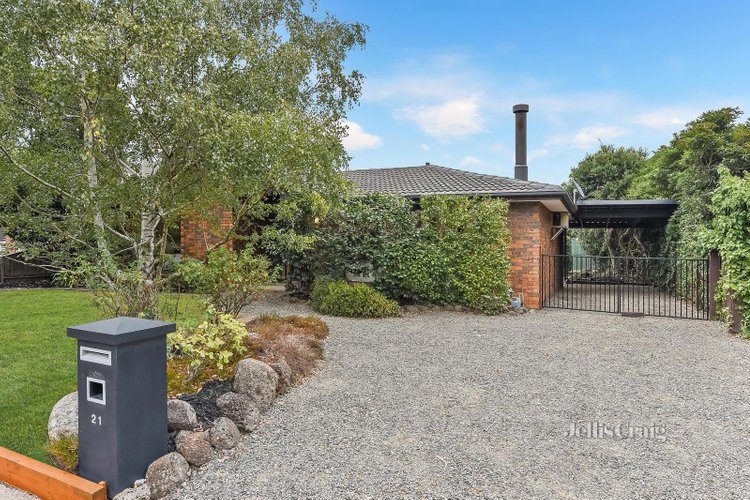 21 Almray Place Glen Waverley 3150