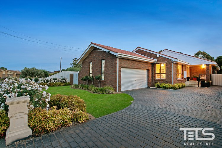 21 Arnside Crescent Westmeadows 3049