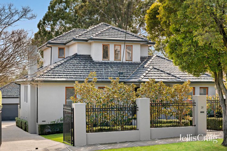 21 Bundoran Parade Mont Albert North 3129