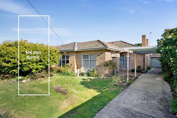 21 Canberra Grove Brighton East 3187