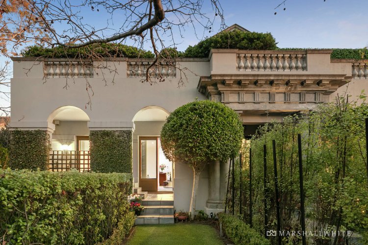 Adrian Calcedo Real Estate Agent Mornington Peninsula Marshall White