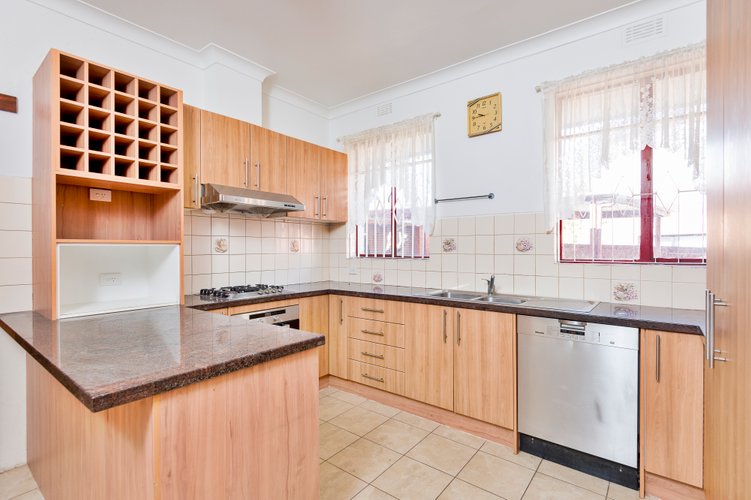 21 Churchill Avenue  Ascot Vale 3032