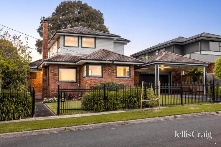 21 Clifton Street Box Hill South 3128