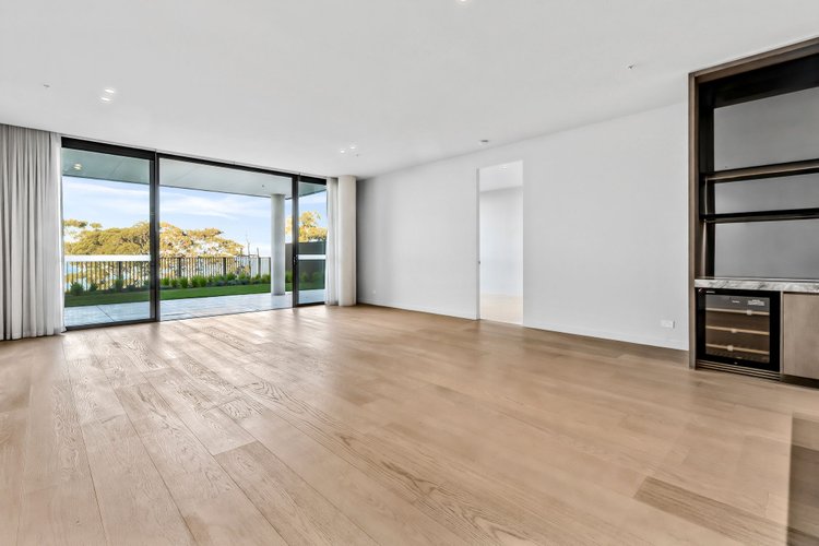 2/1 Convent Place, Rippleside