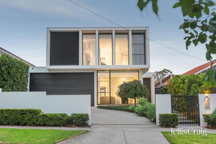 21 Erica Avenue Glen Iris 3146