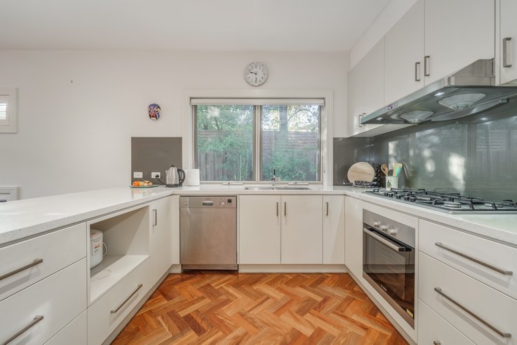 2/1 Kemp Avenue Mount Waverley 3149