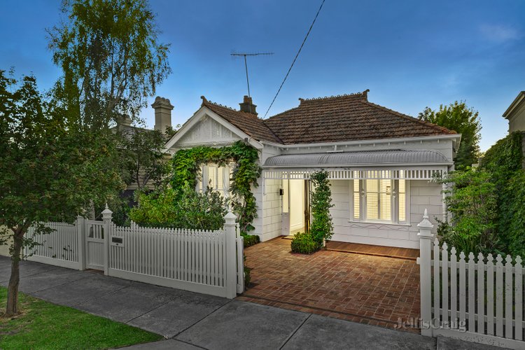 21 Lambeth Avenue Armadale 3143